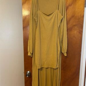 Cute mustard dress set